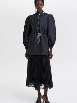 Balon Kol Saten Ceket