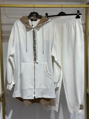 Taşlı Eşofman Takımı