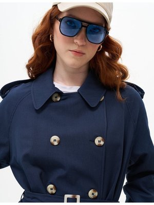 Kemer Detaylı Kruvaze Kap Koyu Lacivert