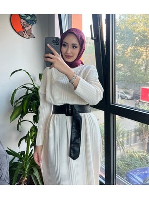 Oversize Bol Kesim Yarım Balıkçı Yaka Fitilli Triko Elbise Beden Arası