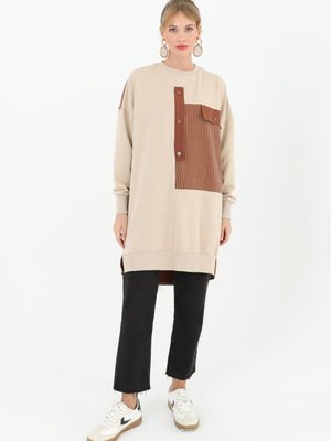 Gri İki İplik Kumaş Düğme Ve Detaylı Sweatshirt Gri İki İplik Kumaş Düğme Ve Detaylı Sweatshirt