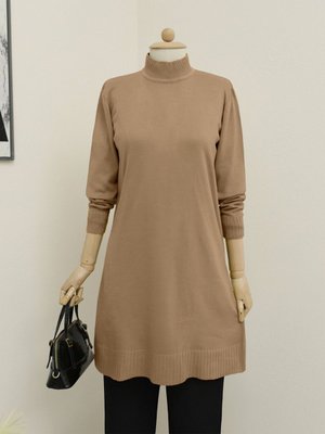 Yarım Boğazlı Düz Triko Tunik