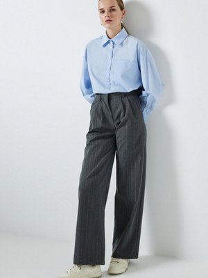 Çizgili Bol Paça Pantolon Çizgili Bol Paça Pantolon