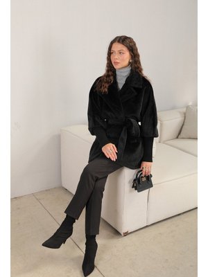 Siyah Angora Kuşaklı Kaban