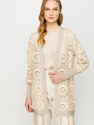 Triko Detaylı Dantel Hırka Triko Detaylı Dantel Hırka