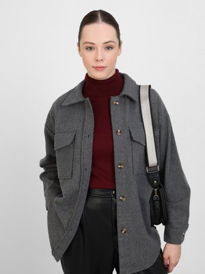 Gri Oversize Cep Detaylı Kaşe Ceket