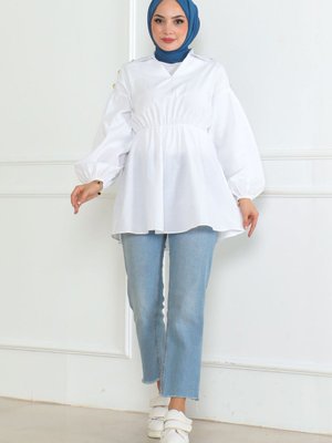 Beyaz Saten Belden Lastikli Omuzları Düğmeli Volanlı Etek Detaylı V Yaka Gömlek
