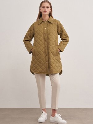 Çıt Detaylı Kapitone Mont