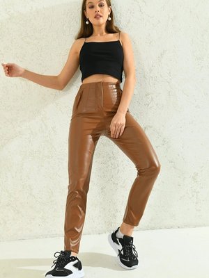 Taba Önü Pensli Deri Pantolon
