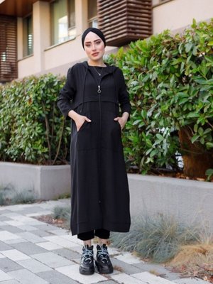 Siyah Kapüşonlu Ayrobin Kap Hırka Siyah Kapüşonlu Ayrobin Kap Hırka