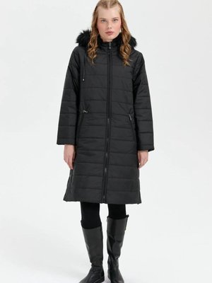 Siyah Kapüşonlu Kürklü Uzun Mont Siyah Kapüşonlu Kürklü Uzun Mont