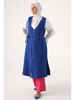 Saks Yanları Tokalı Fermuarlı V Yaka Yelek