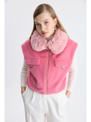 Pembe Kürk Yaka Kaşe Kısa Yelek
