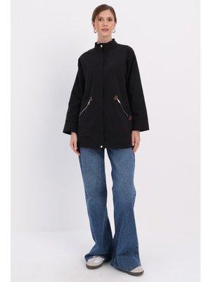 Siyah Cepli Fermuarlı Kısa Trençkot