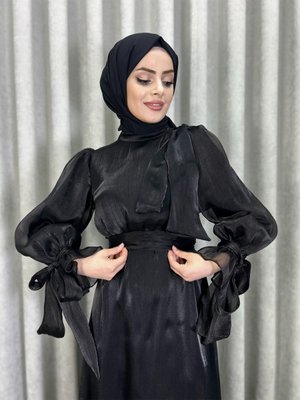 Janjan Kuşaklı Abiye Elbise