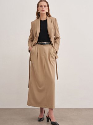 Kemerli Flonel Yün Etek