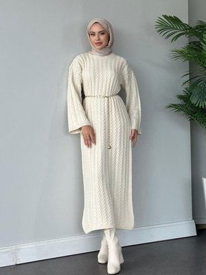 Şura Triko Elbise Ekru Şura Triko Elbise Ekru