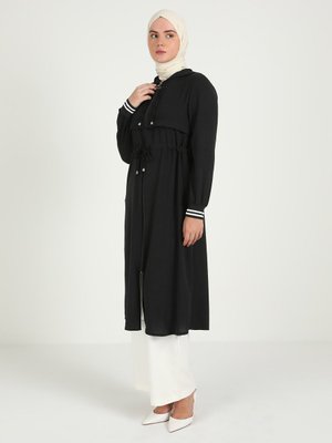 Siyah Büyük Beden Ferace