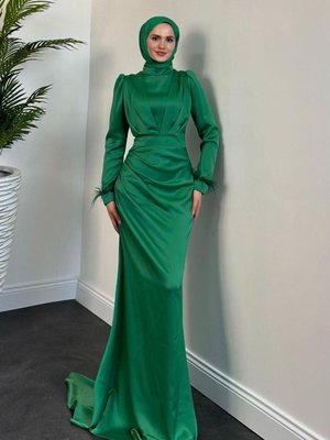 Vladya Kuyruklu Saten Balık Abiye Elbise Benetton