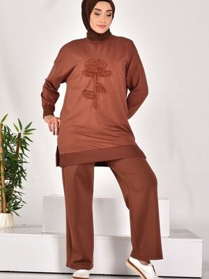 Kahverengi İki İplik Kumaş İncili Ve Nakışlı Sweatshirt