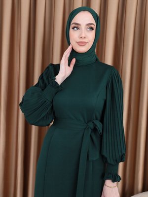 Plise Kol Detaylı Elbise