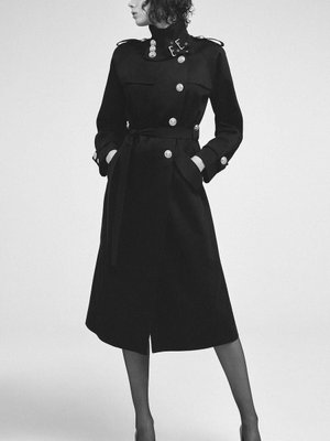 Gold Aksesuarlı Gabardin Trençkot