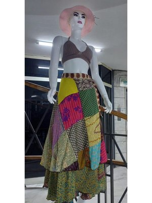 Yeşil Hint Patchwork Ters Yüz Kullanılabilen Yazlık Anvelop Uzun Etek Yeşil Hint Patchwork Ters Yüz Kullanılabilen Yazlık Anvelop Uzun Etek