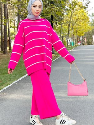 Çizgili Triko Takım Fuşya