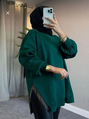 Testtür Giyim Bisiklet Yaka Yırtmaç Taşlı Balon Kollu Oversize Triko Tunik Testtür Giyim Bisiklet Yaka Yırtmaç Taşlı Balon Kollu Oversize Triko Tunik