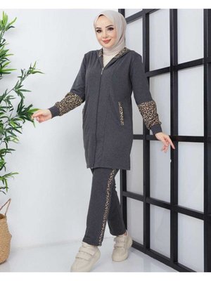 Leopar Desenli Kapüşonlu Eşofman Takımı