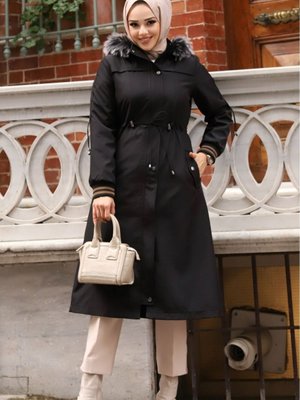 Kolu Ribanalı İçi Kürklü Çıkarılabilir Kapüşonlu Su Geçirmez Mont