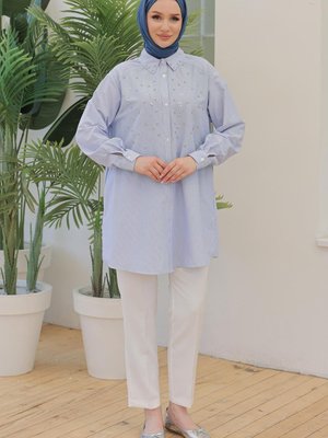 Armine Trend Gömlek Yakalı Önden Taş Detaylı Tunik Mavi Armine Trend Gömlek Yakalı Önden Taş Detaylı Tunik Mavi