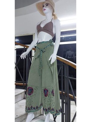 Haki Otantik Nakış İşlemeli Harem Şalvar Bulmaca Pantolon Haki Otantik Nakış İşlemeli Harem Şalvar Bulmaca Pantolon