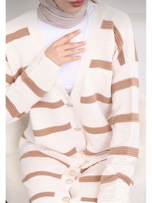 Kadın Tesettür İki Renkli Uzun Düğmeli Triko Hırka