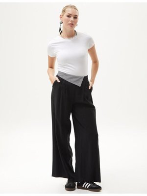 Pileli Geniş Paça Pantolon Siyah