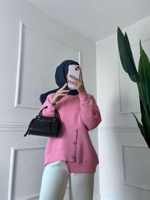 İplik Düğme Detaylı Sweatshirt