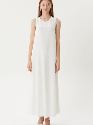 Kolsuz İçlik Elbise