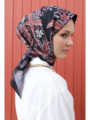 Siyah Desenli İpeksi Pamuk Eşarp