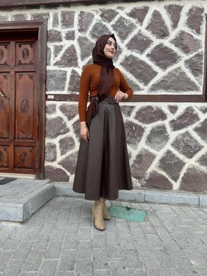 Kemerli Astarlı Deri Etek Kazak 2li Takim Kemerli Astarlı Deri Etek Kazak 2li Takim