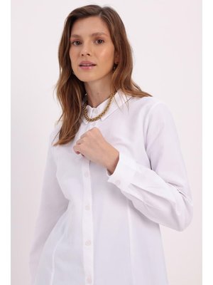 Beyaz Pensli Rahat Kalıp Gömlek