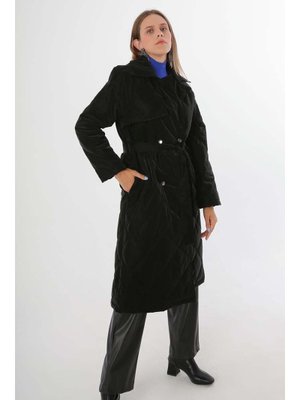 Siyah Çıtçıtlı Kemerli Kapitone Mont Siyah Çıtçıtlı Kemerli Kapitone Mont