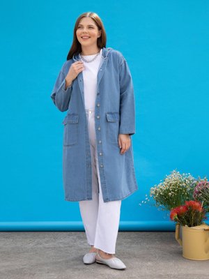 Büyük Beden Kapüşon Detaylı Denim Kap / Pardesü Mavi Büyük Beden Kapüşon Detaylı Denim Kap / Pardesü Mavi