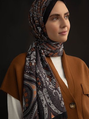 Cok Renkli Etnik Desenli Şal