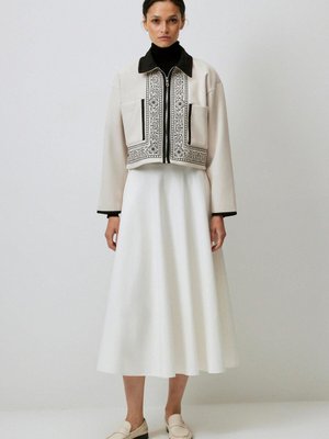 Nakışlı Kaşe Ceket