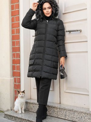 Kapüşonlu Siyah Şişme Mont