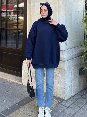 Kapüşonlu Salaş Sweatshirt Kapüşonlu Salaş Sweatshirt