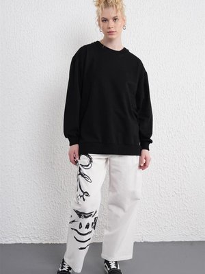 İki İplik Basic Siyah Sweatshirt