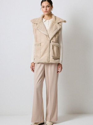 Suni Kürk Detaylı Yelek