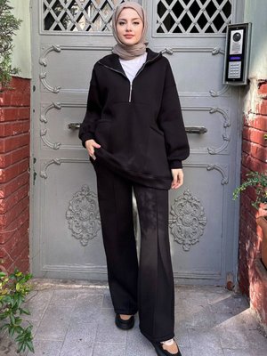 Yarım Fermuarlı Spor Takım Siyah Yarım Fermuarlı Spor Takım Siyah