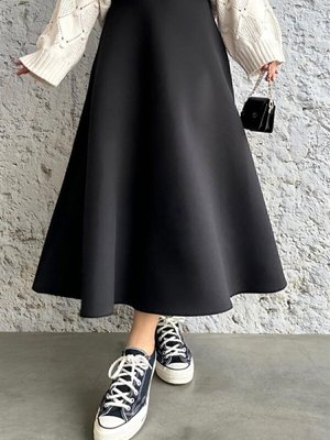 Çileks Butik Scuba Siyah Etek Çileks Butik Scuba Siyah Etek